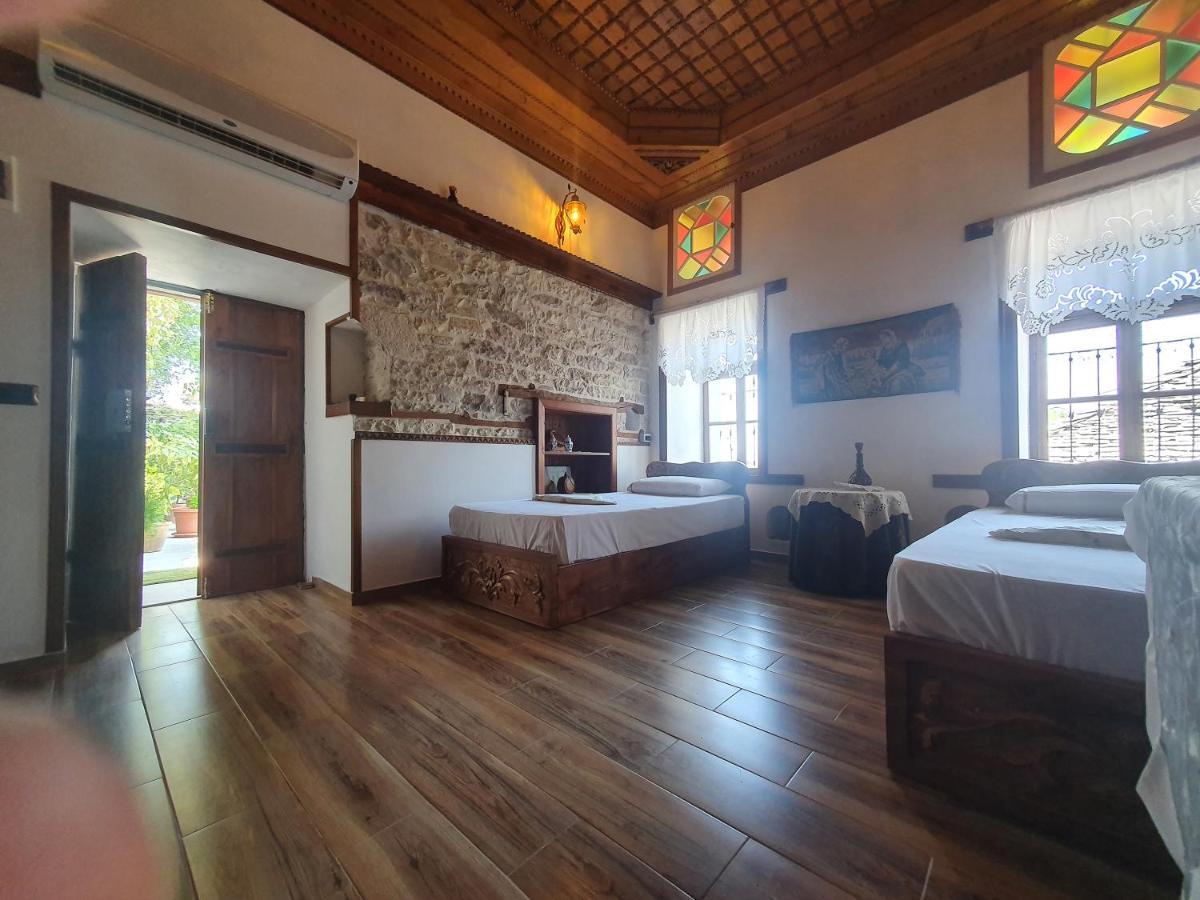 Riva Guest House Gjirokastra Kültér fotó